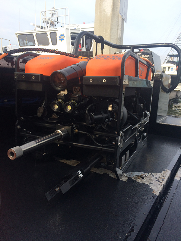 Phantom T5 Defender - ROV for Law Enforcement Applications | Deep Ocean ...